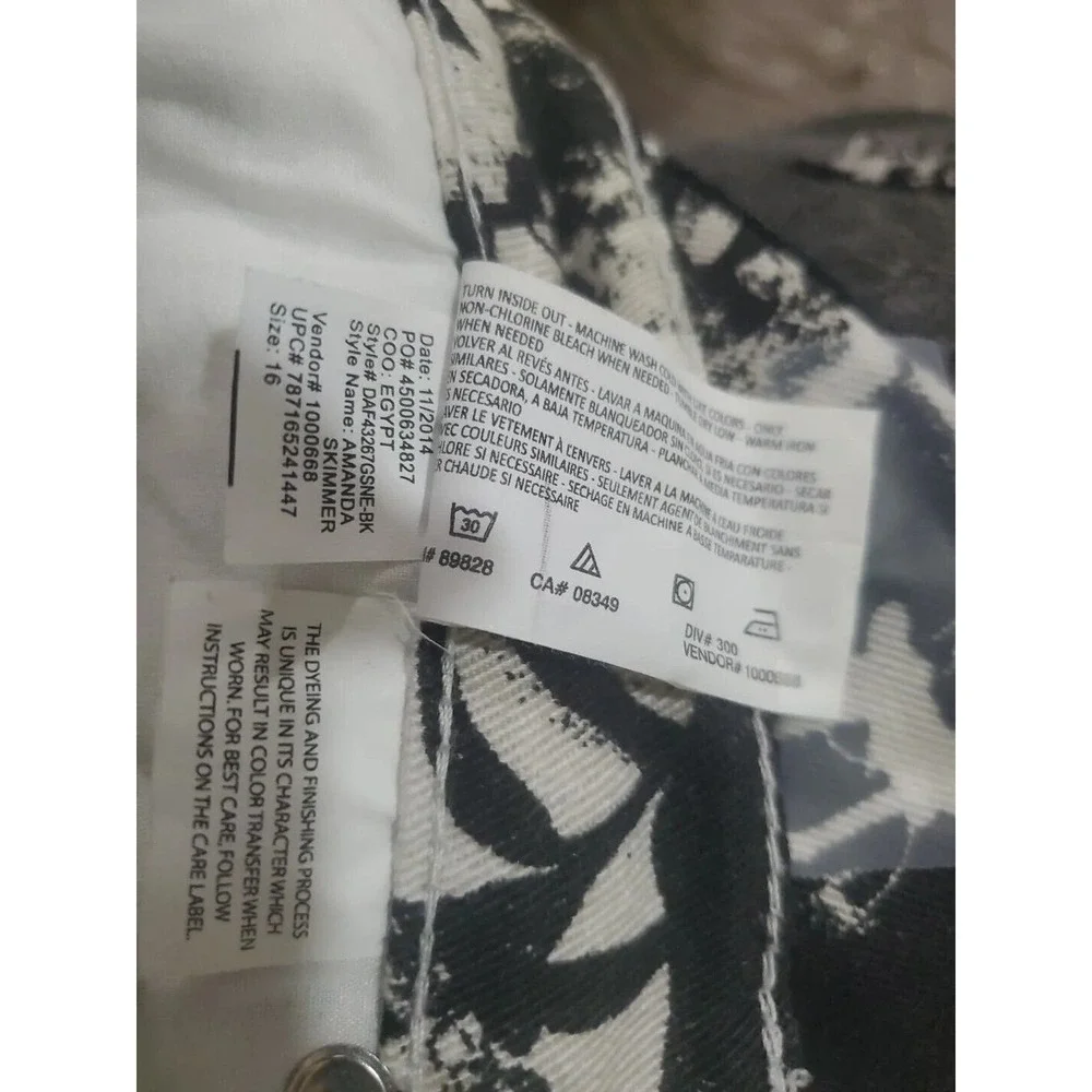 Gloria Vanderbilt Amamda Size 18 Cotton Blend Stretch Foliage Print Capri Pants - Picture 9 of 12